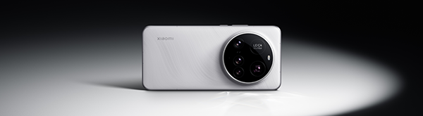 Xiaomi 15 Ultra zaslon
